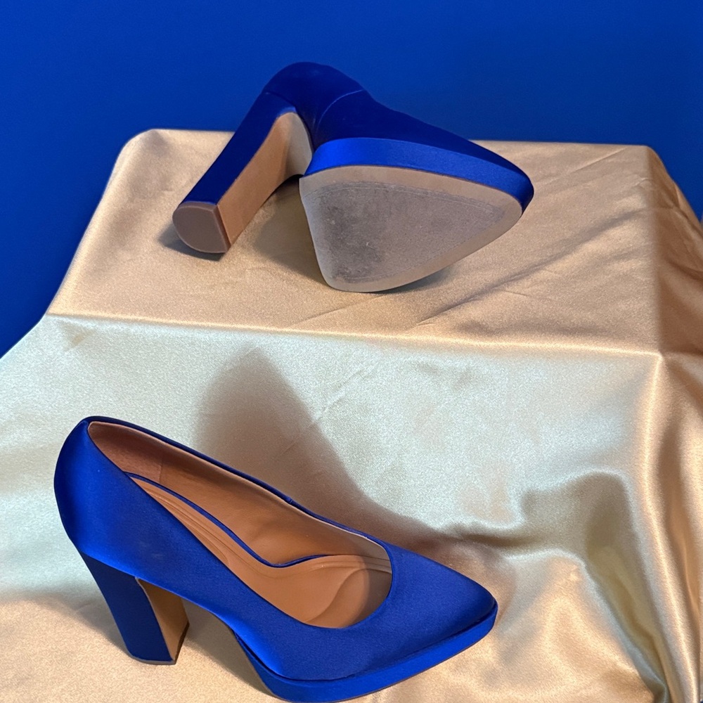 Jessica Simpson Vibrant Blue Heels - Picture 3 of 4